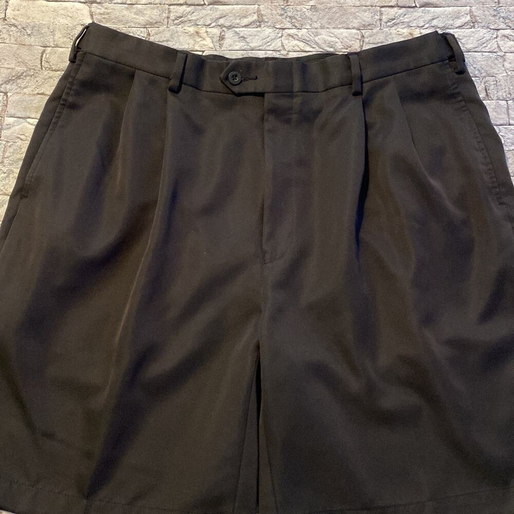 Men’s JoS. A. Bank golf shorts-Leadbetter golf, Sz 38